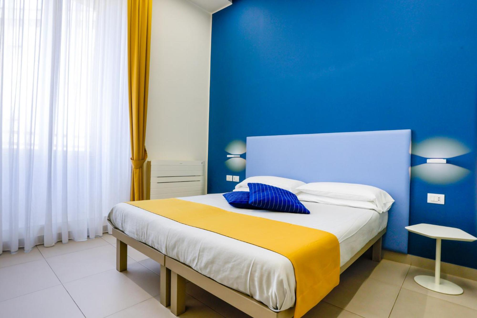 V10 Guesthouse - Vanvitelli 10 Napoli Ngoại thất bức ảnh