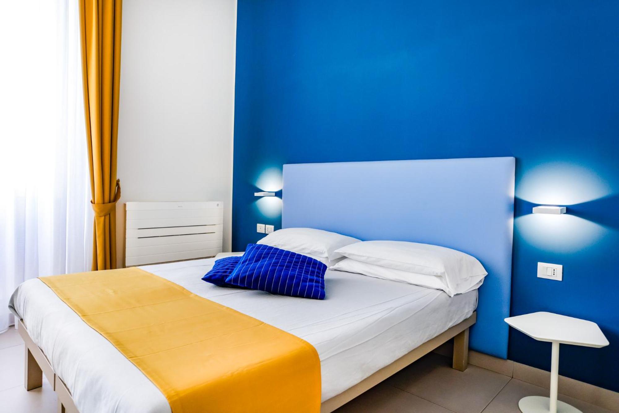 V10 Guesthouse - Vanvitelli 10 Napoli Ngoại thất bức ảnh