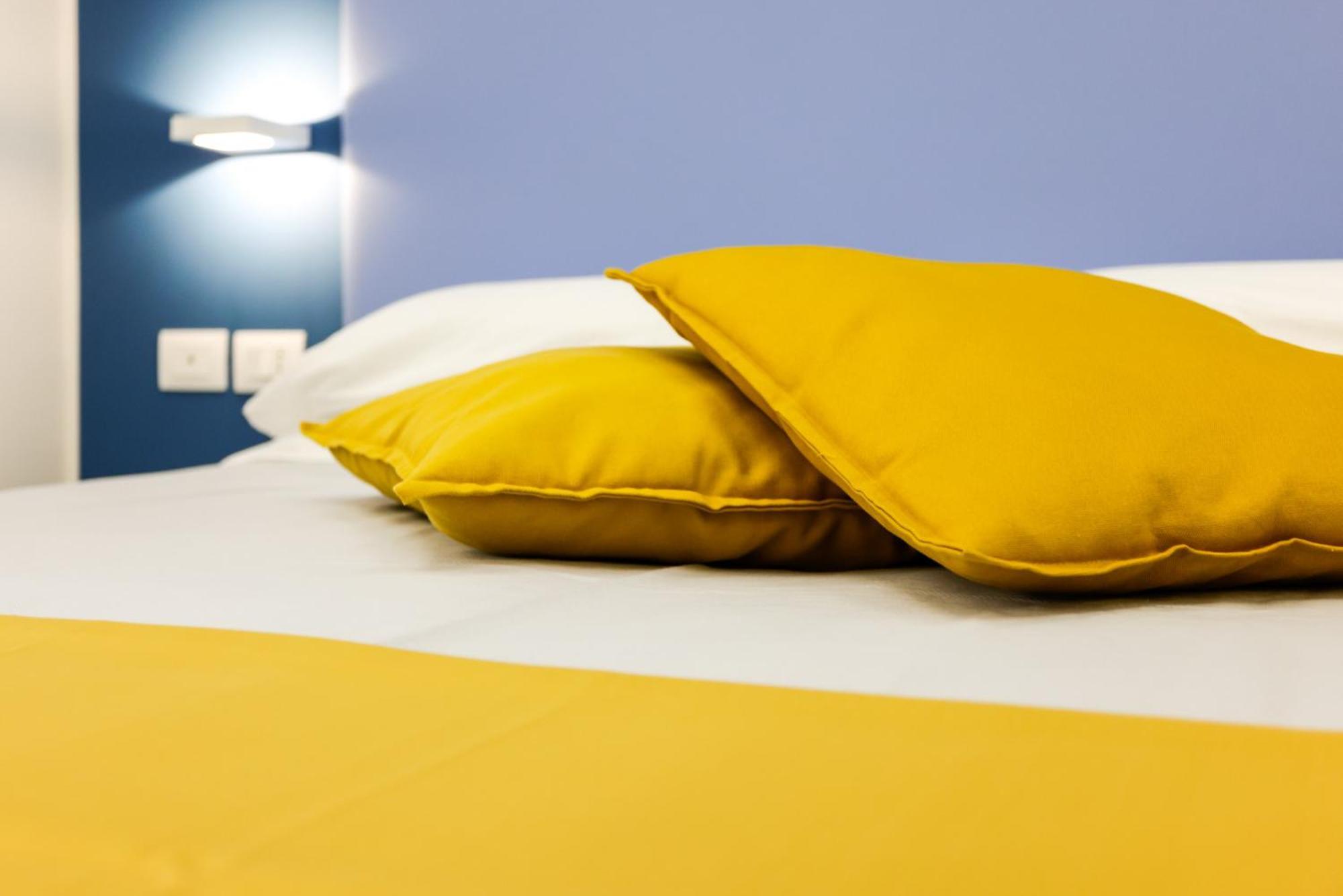 V10 Guesthouse - Vanvitelli 10 Napoli Ngoại thất bức ảnh