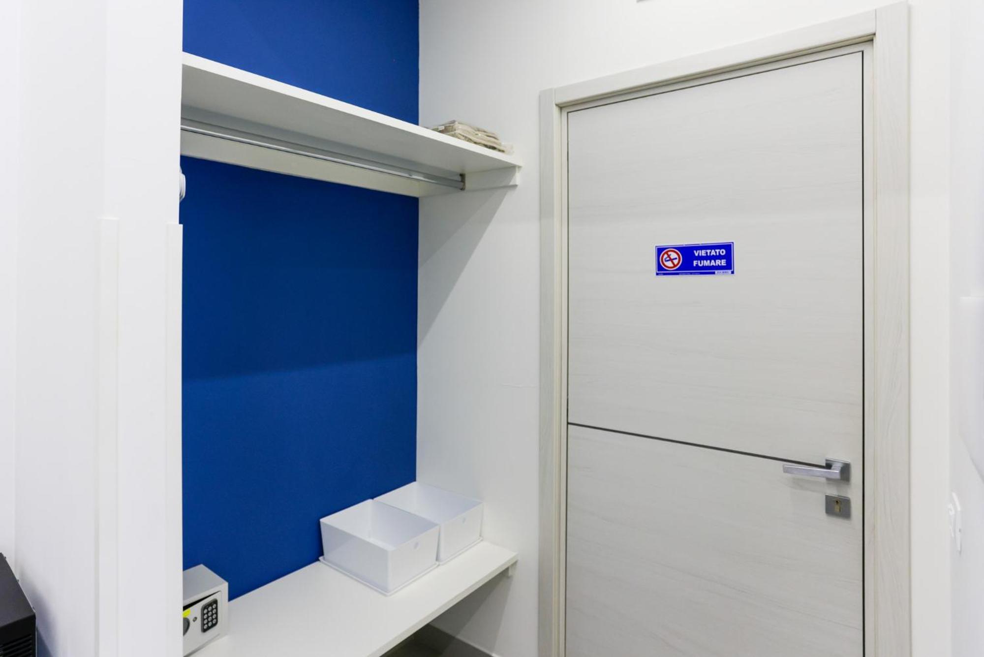 V10 Guesthouse - Vanvitelli 10 Napoli Ngoại thất bức ảnh
