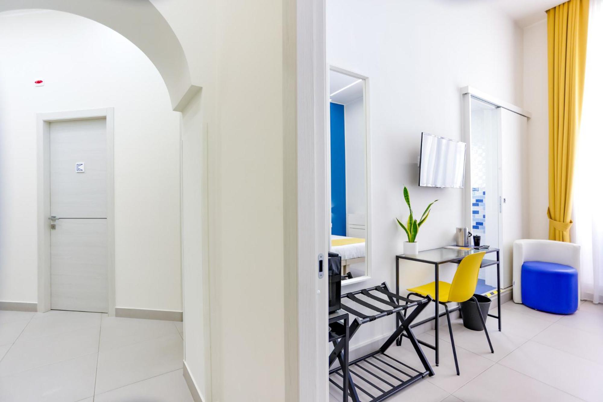 V10 Guesthouse - Vanvitelli 10 Napoli Ngoại thất bức ảnh